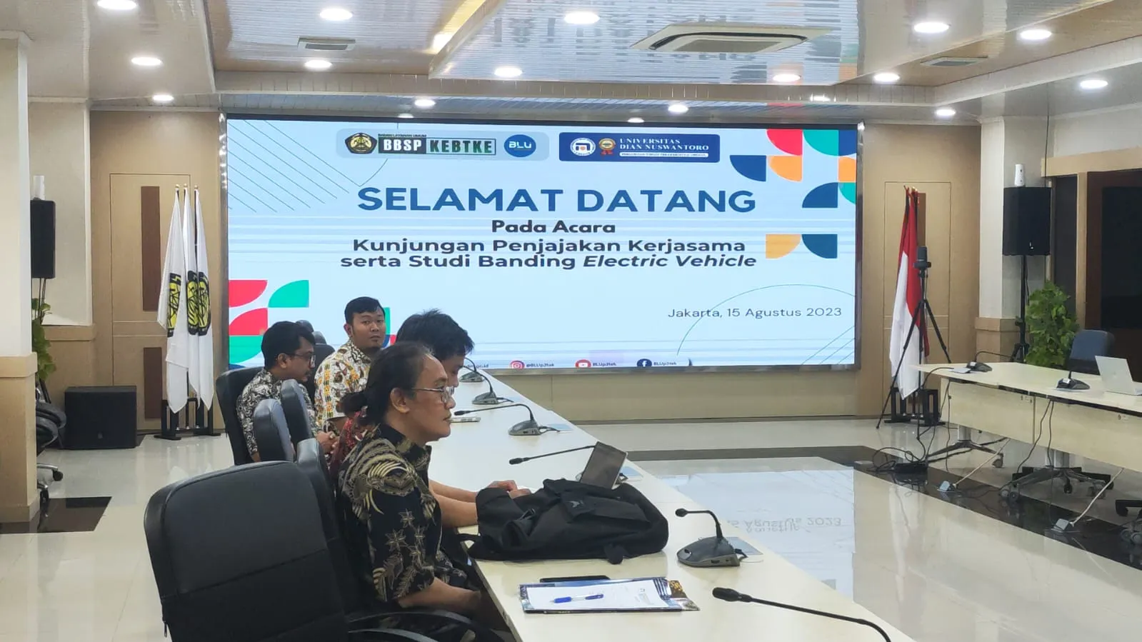 Kegiatan PKKM Teknik Elektro: Kunjungan Penjajagan Kerjasama & Studi Banding Konversi Electric Vehicle di Kementerian ESDM.