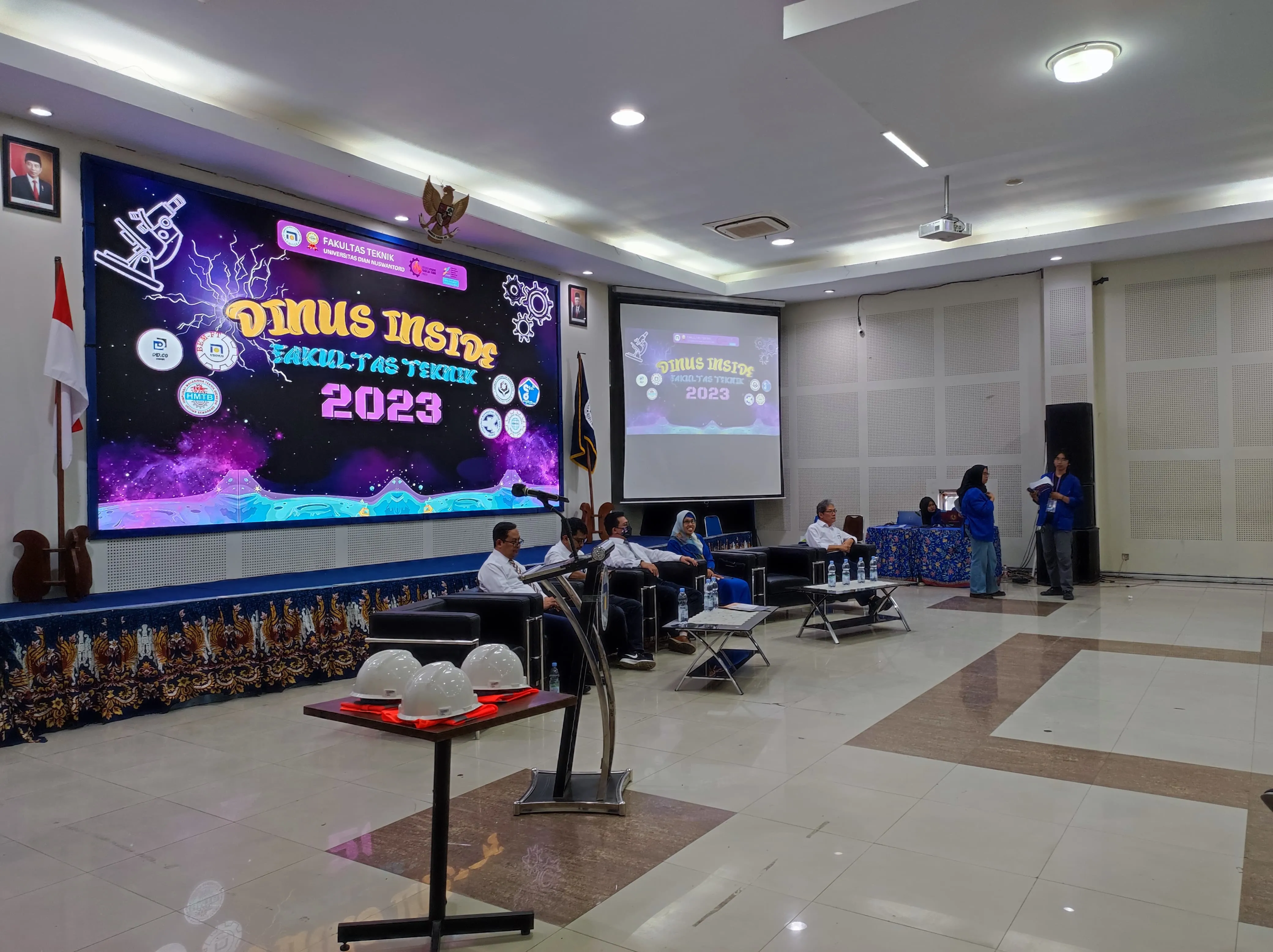 DINUS INSIDE 2023